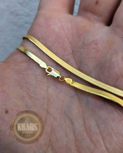 Cargar imagen en el visor de la galería, Cinta Gruesa 3 MM Acabado en oro 18k
